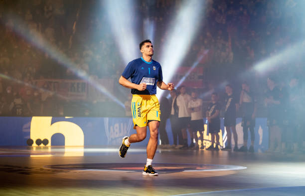 东契奇有着 东契奇有着