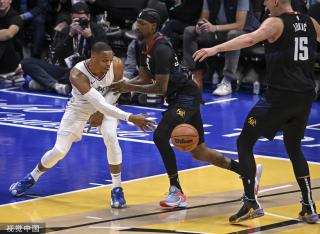 在这种极端 在这种极端