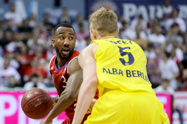 疾人体育发 疾人体育发