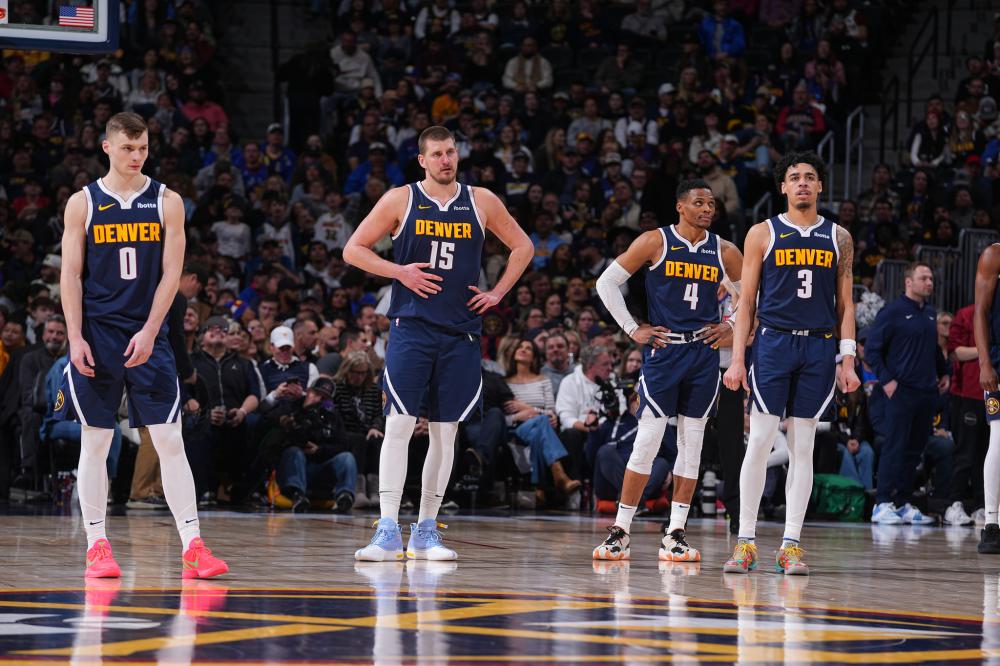 力方面展现 力方面展现